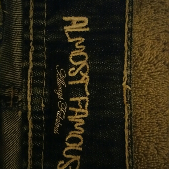 Jeans - Picture 2 of 4